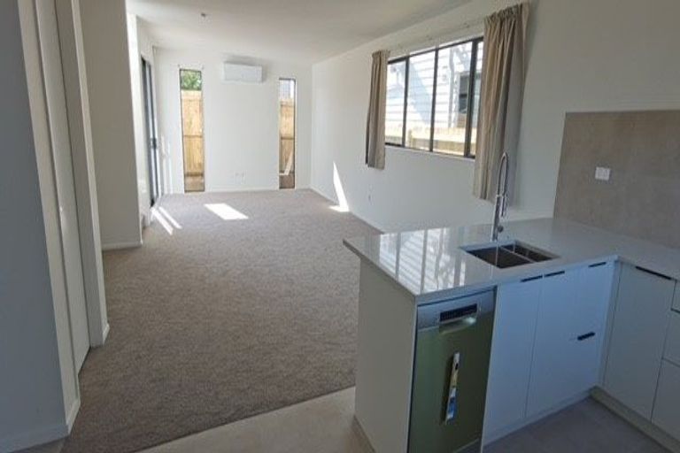 Photo of property in 9b Daytona Road, Henderson, Auckland, 0610