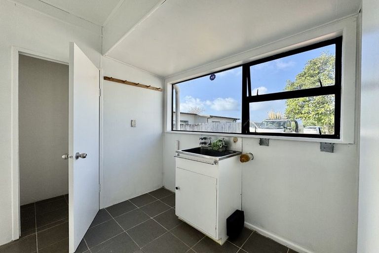 Photo of property in 423 Pakuranga Road, Pakuranga Heights, Auckland, 2010
