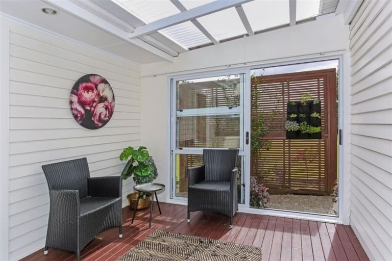 Photo of property in 171 Kitchener Road, Waiuku, 2123