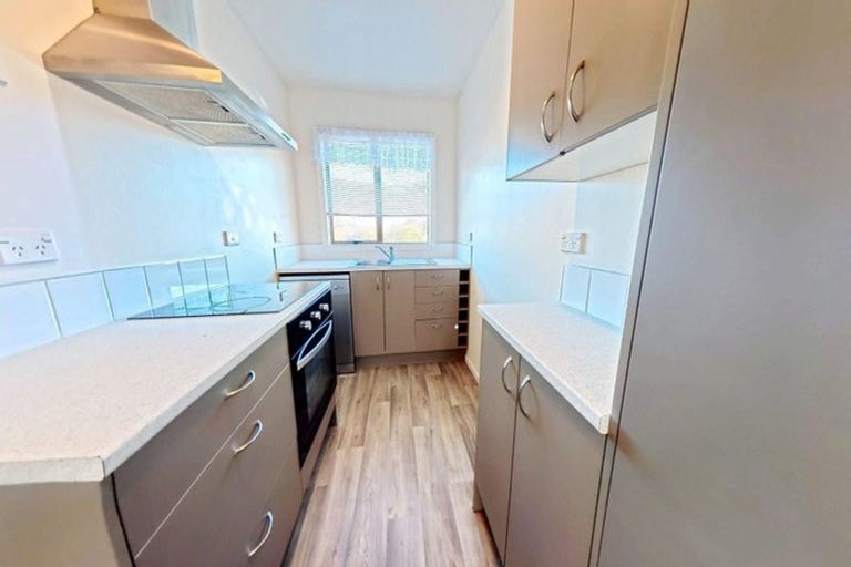 Photo of property in 214 Puriri Street, Castlecliff, Whanganui, 4501