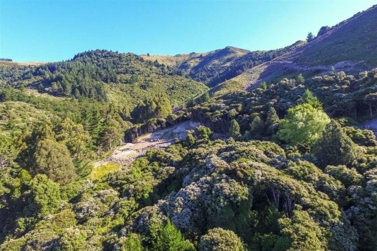 Photo of property in 102 Reynolds Valley Road, Okuti Valley, Little River, 7591