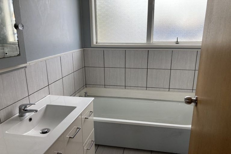 Photo of property in 174 Wordsworth Road, Manurewa, Auckland, 2102