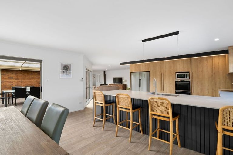 Photo of property in 6 Madeira Close, Papamoa Beach, Papamoa, 3118