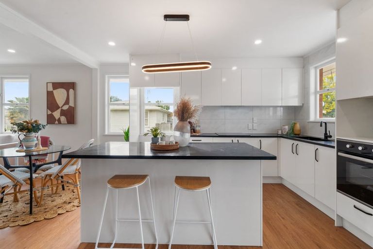 Photo of property in 8 Brightwell Street, Papakura, 2110