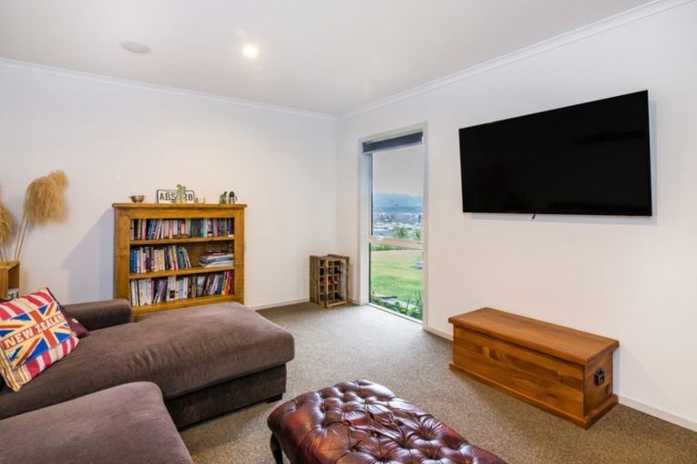 Photo of property in 15 Kittyhawk Drive, Kinloch, Taupo, 3377