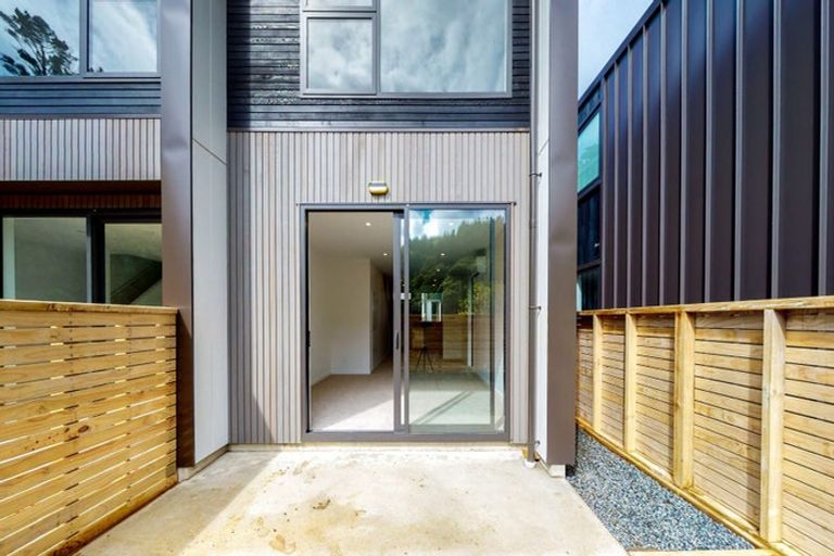 Photo of property in 47 Rua Kai Way, Brooklyn, Wellington, 6021