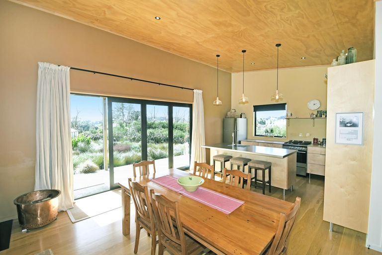 Photo of property in 5 Lupis Way, Kaiwaka, 0573