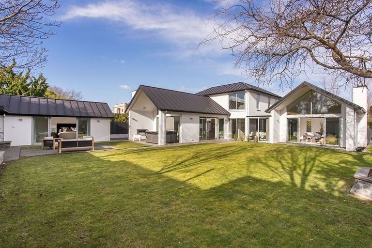 Photo of property in 63a Glandovey Road, Fendalton, Christchurch, 8052