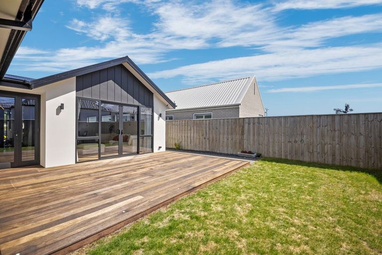 Photo of property in 5 Burkett Street, Marshland, Christchurch, 8051