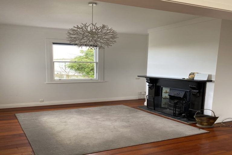 Photo of property in 52 St Vincent Avenue, Remuera, Auckland, 1050