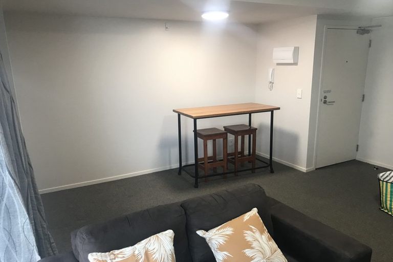 Photo of property in The Peak Apartments, 1001/170 Taranaki Street, Te Aro, Wellington, 6011