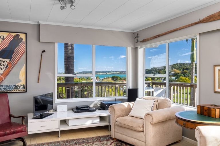 Photo of property in 13 Long Beach Road, Russell, 0202