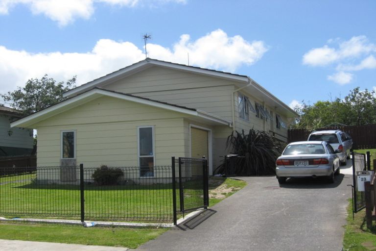 Photo of property in 25 Hanford Place, Clendon Park, Auckland, 2103