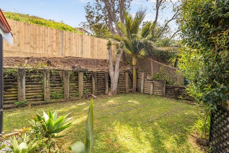 Photo of property in 12 Honeysuckle Lane, Mairangi Bay, Auckland, 0630