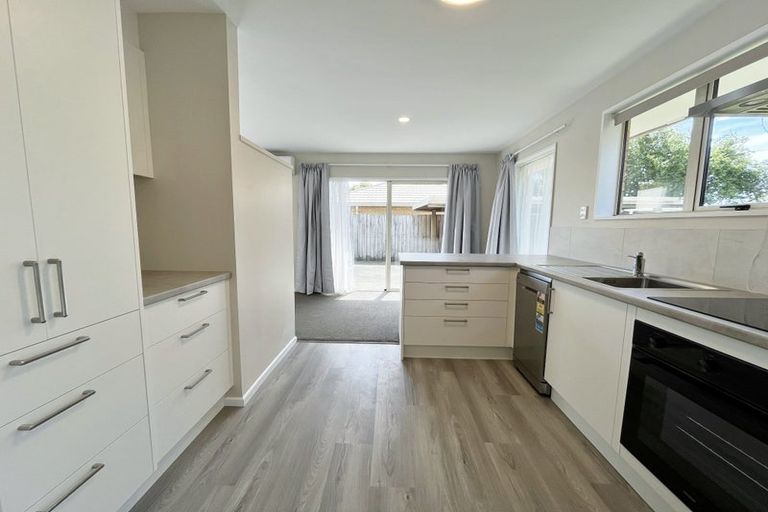 Photo of property in 2/481 Barrington Street, Addington, Christchurch, 8024