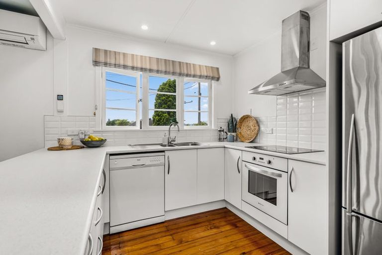 Photo of property in 4 Tui Crescent, Maunu, Whangarei, 0110