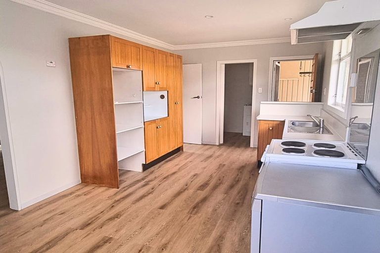 Photo of property in 35 Pulham Crescent, Queenwood, Hamilton, 3210