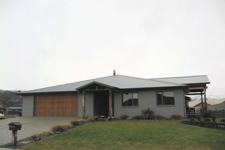 Photo of property in 42 Albert Drive, Clyde, 9330