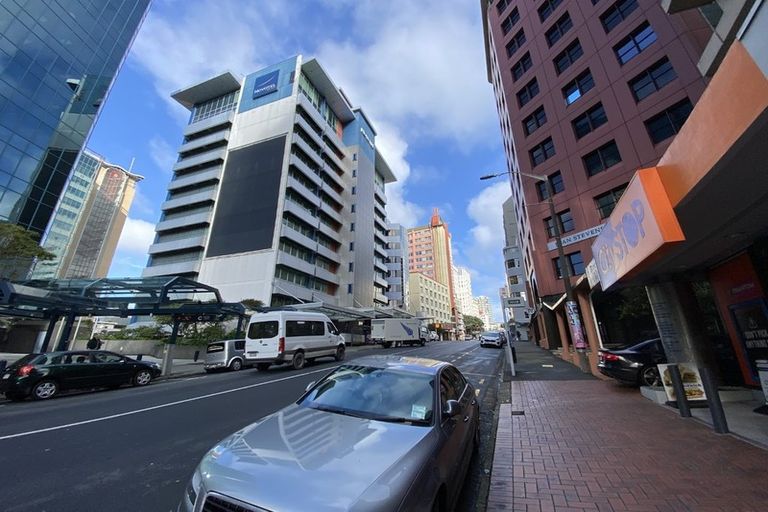 Photo of property in Terrace Tower Apartments, 12d/126 The Terrace, Wellington Central, Wellington, 6011