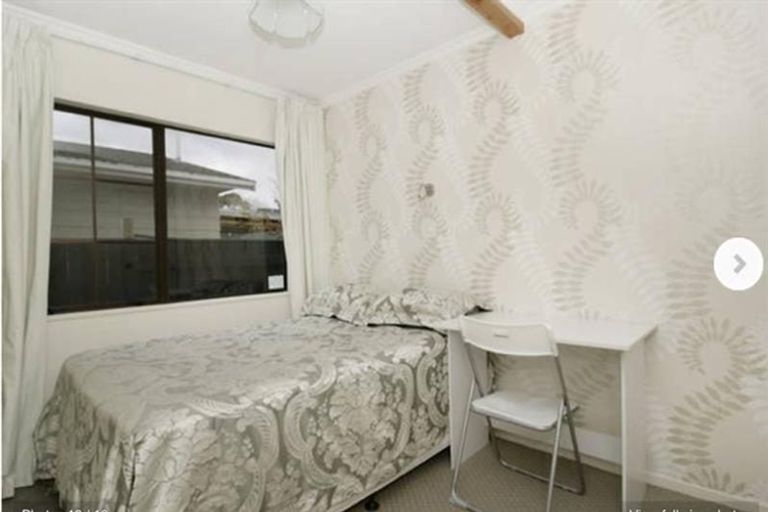 Photo of property in 21 Woodfield Avenue, Roslyn, Palmerston North, 4414