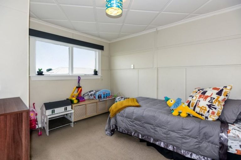 Photo of property in 115 Tedder Avenue, North New Brighton, Christchurch, 8083