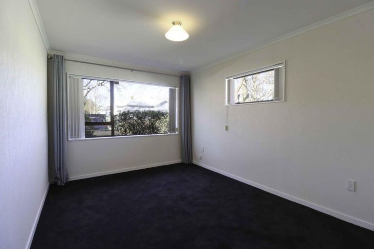 Photo of property in 9 Rolleston Street, Hokowhitu, Palmerston North, 4410