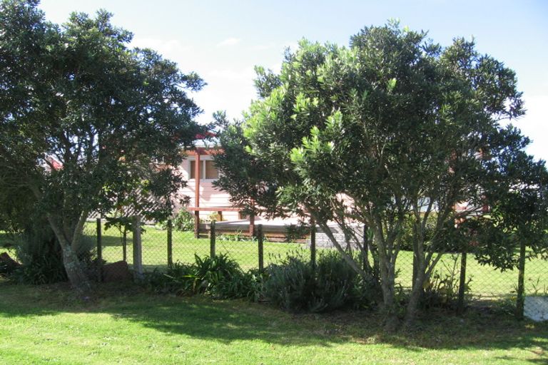 Photo of property in 3 Pataua Street, Pataua South, Onerahi, 0192