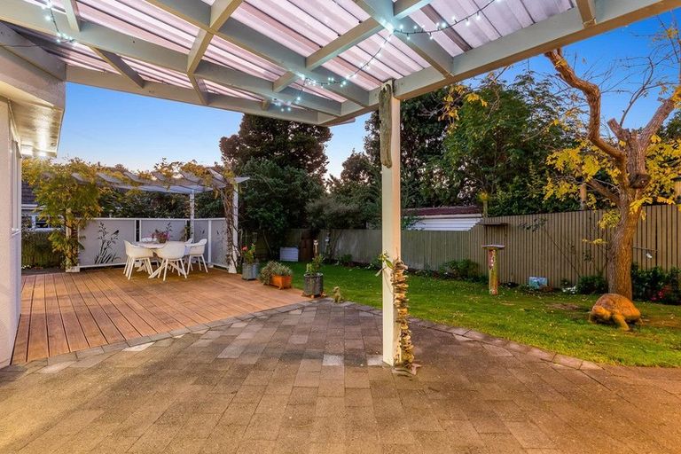 Photo of property in 2 Tainui Street, Raumati Beach, Paraparaumu, 5032