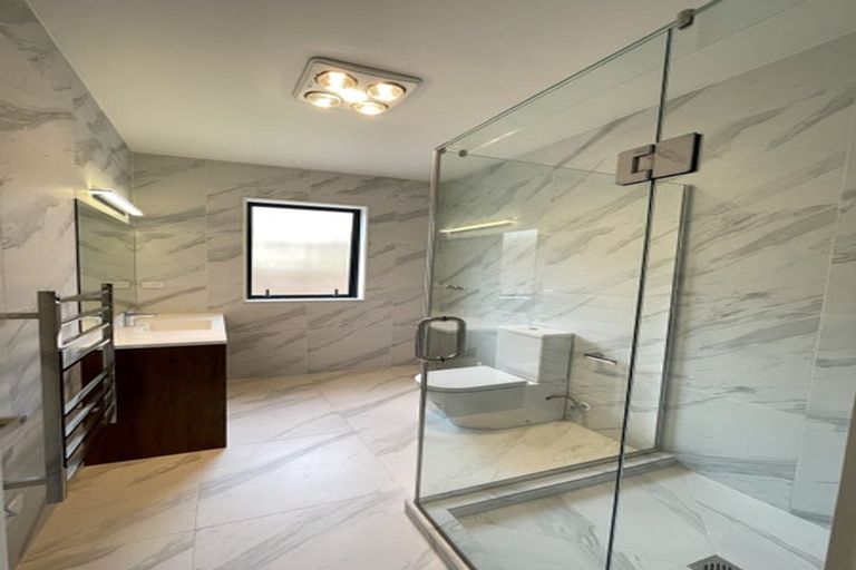 Photo of property in 249a Lonely Track Road, Albany Heights, Auckland, 0632