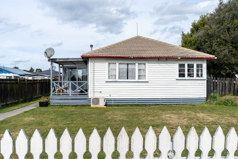 Photo of property in 9 Breckons Avenue, Nawton, Hamilton, 3200