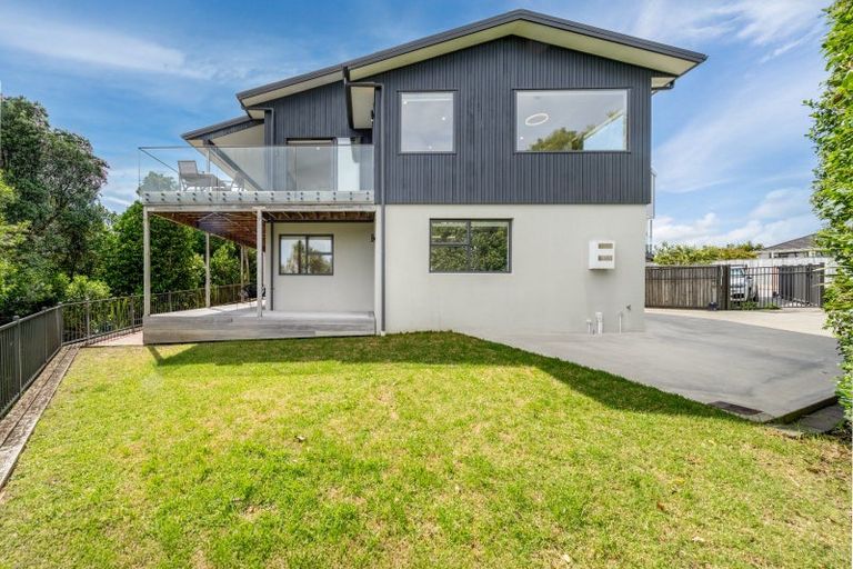 Photo of property in 32c Devon Road, Bucklands Beach, Auckland, 2012