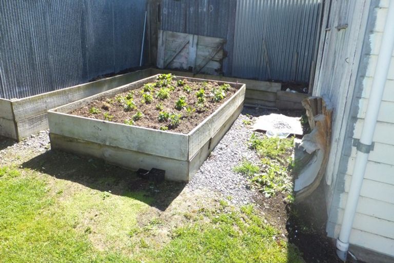 Photo of property in 227 Weston Road, St Albans, Christchurch, 8052