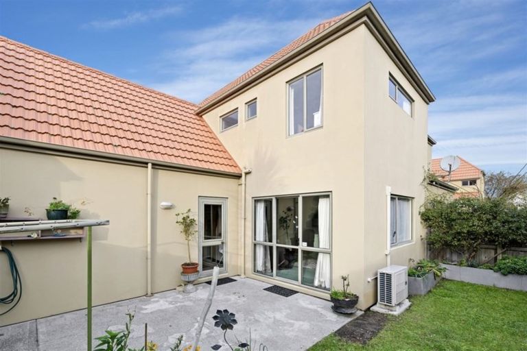 Photo of property in 2/19 George Street, Riccarton, Christchurch, 8041