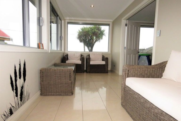 Photo of property in 38 Wharfe Street, South Hill, Oamaru, 9400