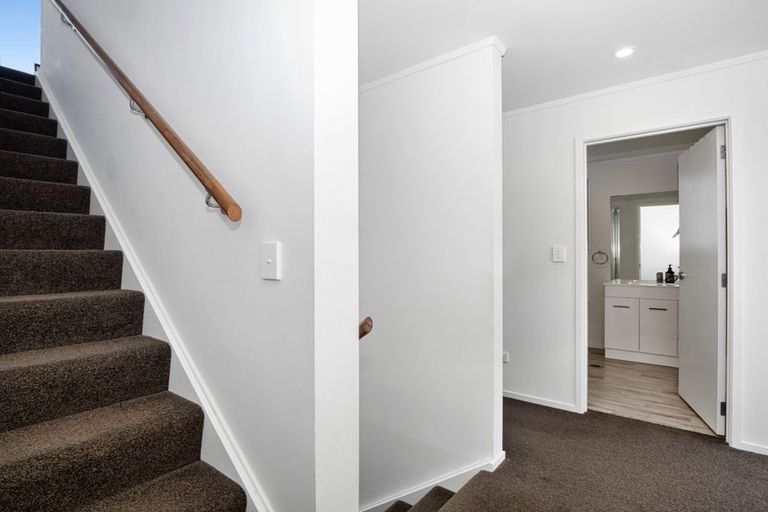 Photo of property in 31 Reynolds Place, Papamoa Beach, Papamoa, 3118