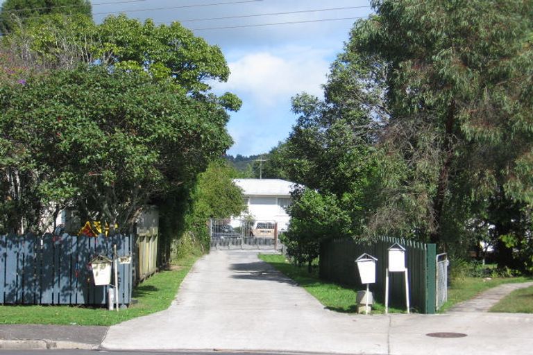 Photo of property in 10a John F Kennedy Place, Glen Eden, Auckland, 0602