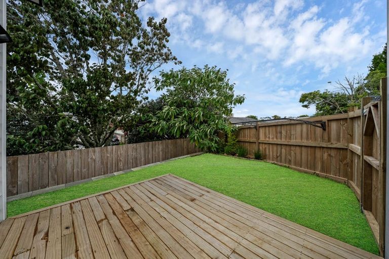 Photo of property in 20a Lendic Avenue, Henderson, Auckland, 0612