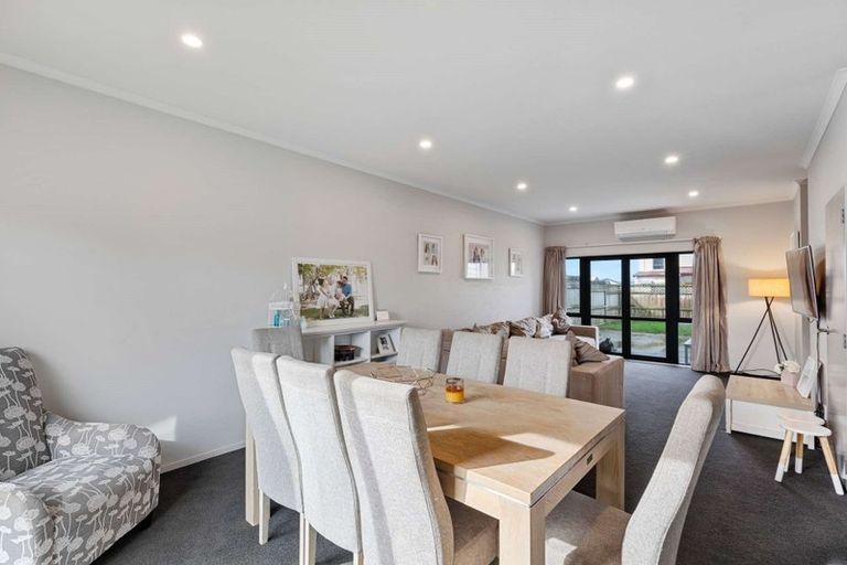 Photo of property in 418 Weymouth Road, Weymouth, Auckland, 2103