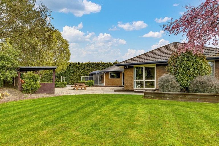 Photo of property in 32 Peacock Place, Swannanoa, Rangiora, 7475