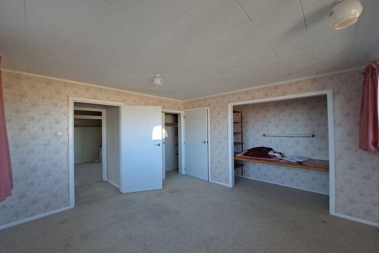 Photo of property in 43 Wynyard Street, Normanby, Hawera, 4614