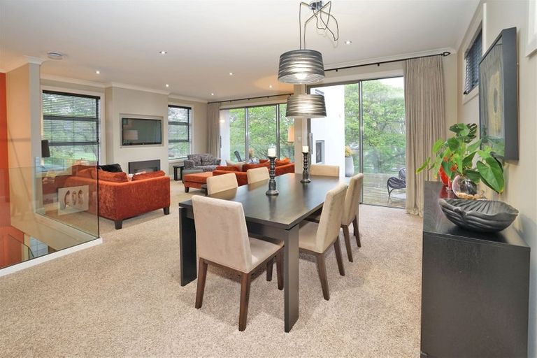 Photo of property in 5a Lake Domain Drive, Frankton, Hamilton, 3204