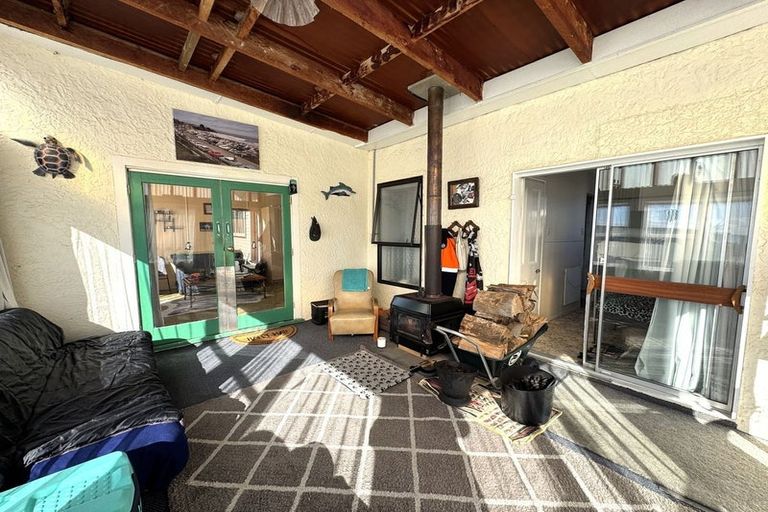 Photo of property in 8 Kowhai Street, Kaka Point, Balclutha, 9271