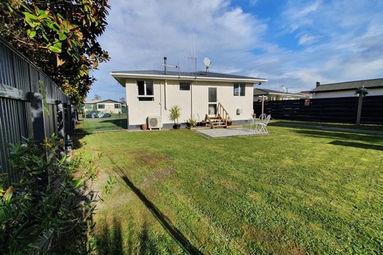 Photo of property in 53 Herbert Avenue, Cloverlea, Palmerston North, 4412
