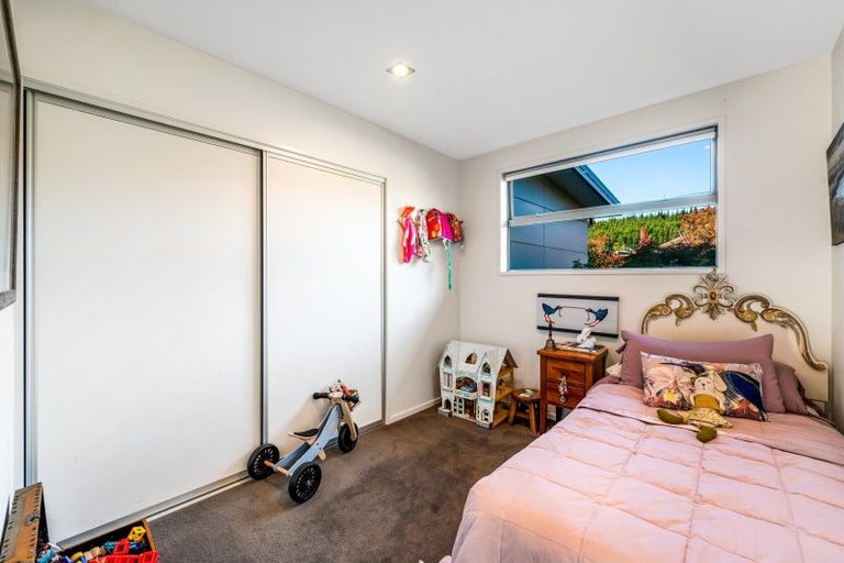 Photo of property in 27 Infinity Drive, Wanaka, 9305