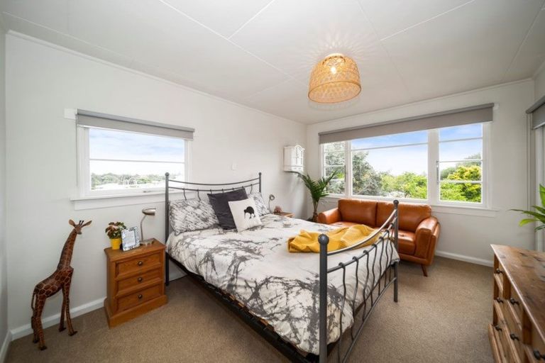 Photo of property in 191 Tukapa Street, Westown, New Plymouth, 4310