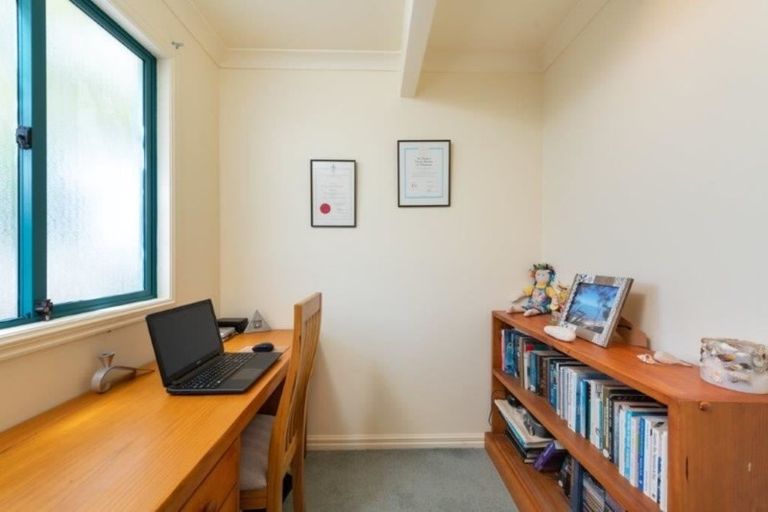 Photo of property in 99a Simpson Road, Papamoa Beach, Papamoa, 3118