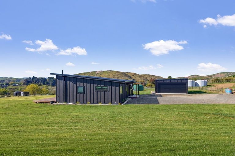 Photo of property in 710b Pourerere Road, Otane, Waipawa, 4271