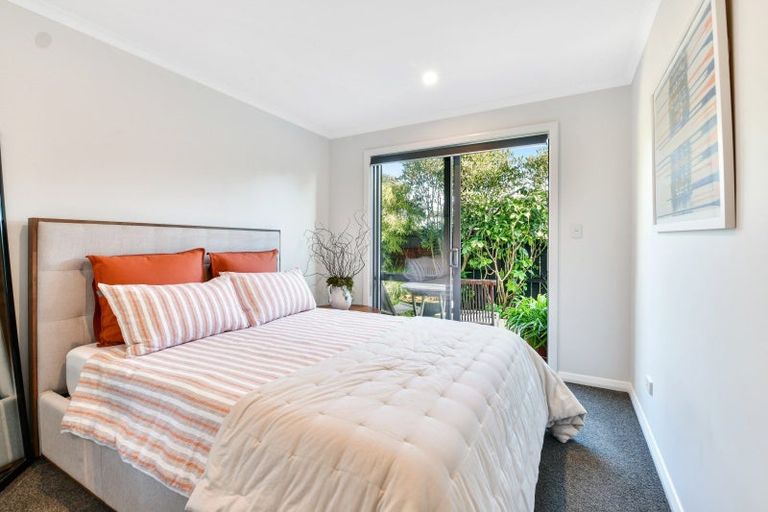 Photo of property in 96 Arran Point Parade, Orewa, 0931