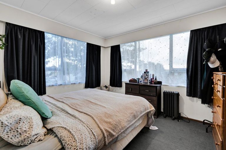 Photo of property in 16 Villa Place, Bell Block, New Plymouth, 4312