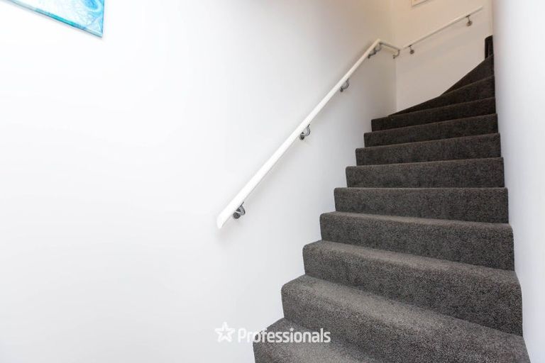 Photo of property in 24 Reakes Crescent, Wallaceville, Upper Hutt, 5018